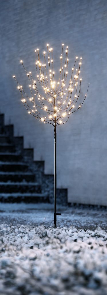 LED light tree AQUARIUS H150cm w/140 LED and timer JYSK