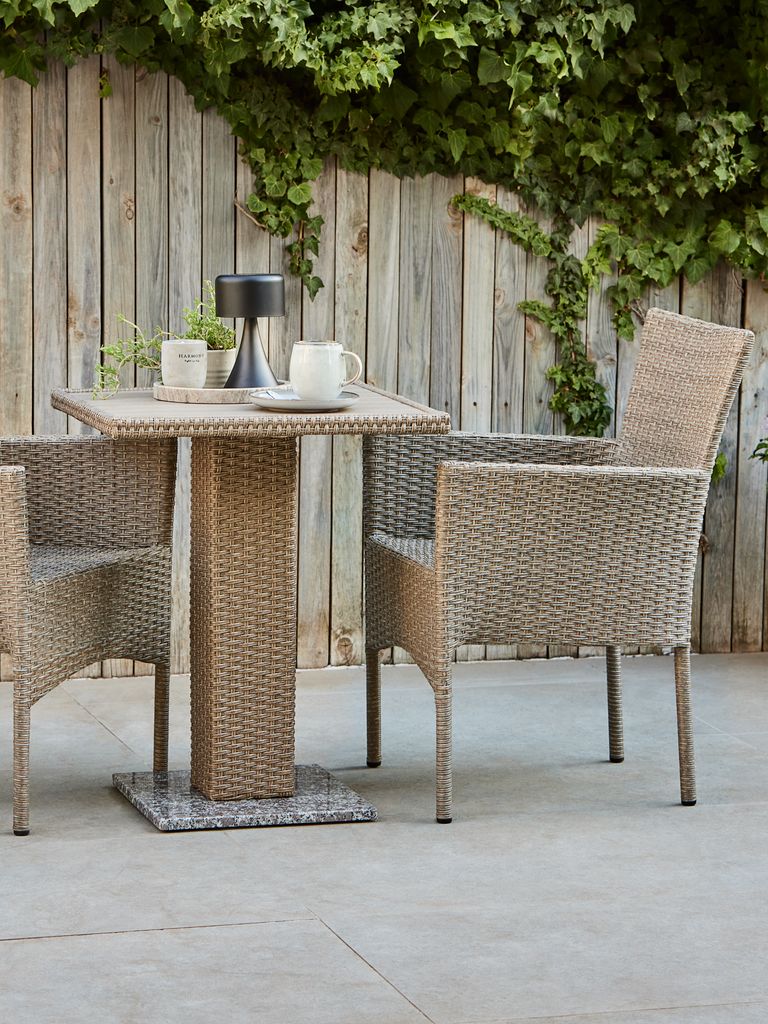 THY D60 stol + 2 AIDT stolica natur JYSK