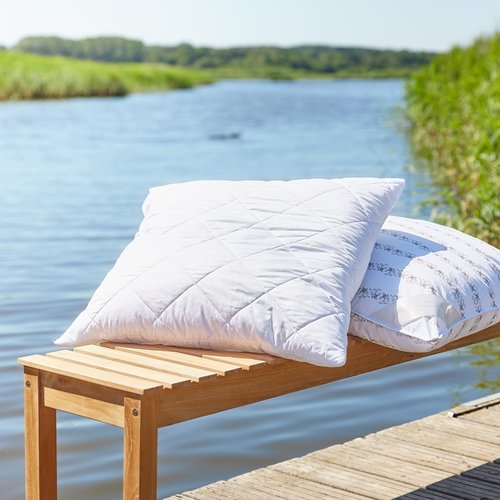 Fibre pillow 50x70/75x3 TRONFJELLET JYSK