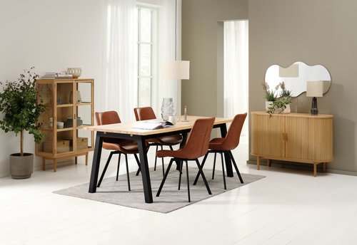 SKOVLUNDE L200 table natural oak + 4 HYGUM chairs cognac