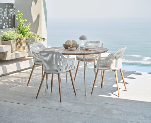 BASTRUP Ø120 τραπέζι σκληρό ξύλο/λευκό + 4 VANTORE καρέκλες