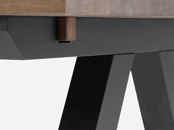 SANDBY Tavolo L210 cm rovere scuro + 4 SOTTRUP beige/nero