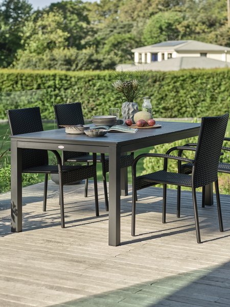 VATTRUP Tavolo L172/276 cm + 4 GUDHJEM Sedie nero