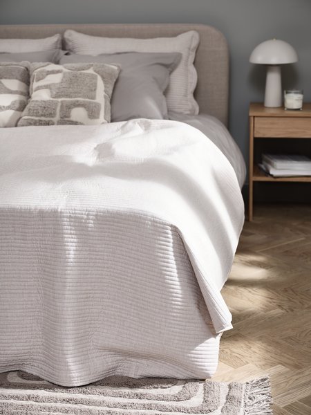 Bedspread FAGERKLOKKE 220x240 beige