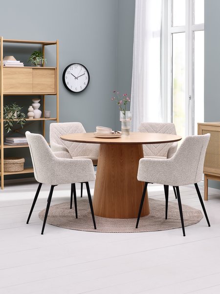 Table KLIPLEV Ø120 chêne + 4 chaises PURHUS blanc cassé/noir