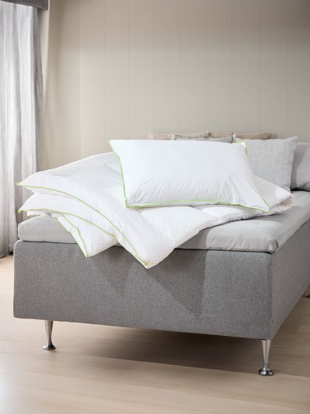 Couette synthétique 135x200 KRONBORG OKSHORNET chaude