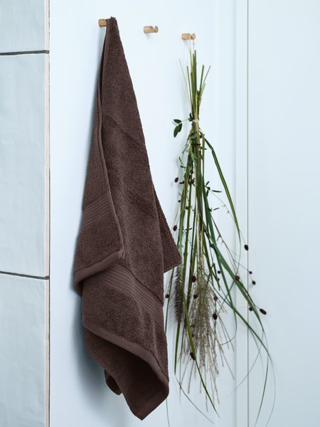 Bath sheet KARLSTAD 100x150 dark brown KRONBORG