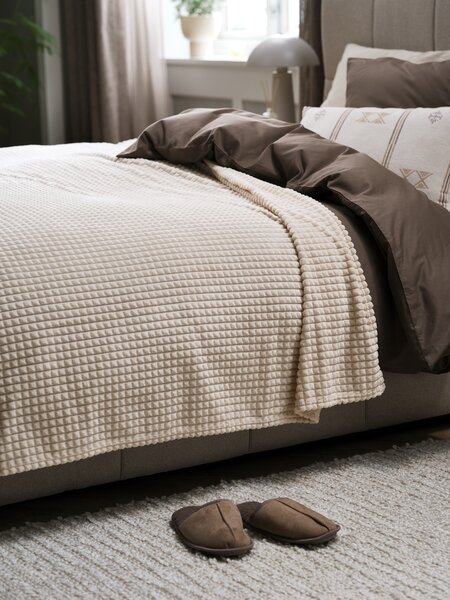 Copriletto HAGTORN 200x220 cm pile beige