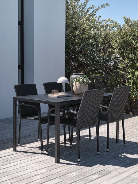 JERSORE L140 table + 4 HALDBJERG chaises noir