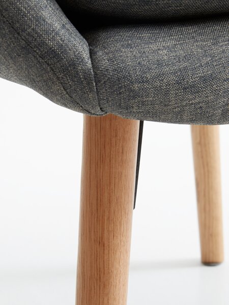 Armchair UDSBJERG grey fabric/oak