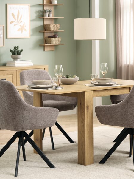 Mesa de comedor JUNGEN 80x80/160 color roble cálido