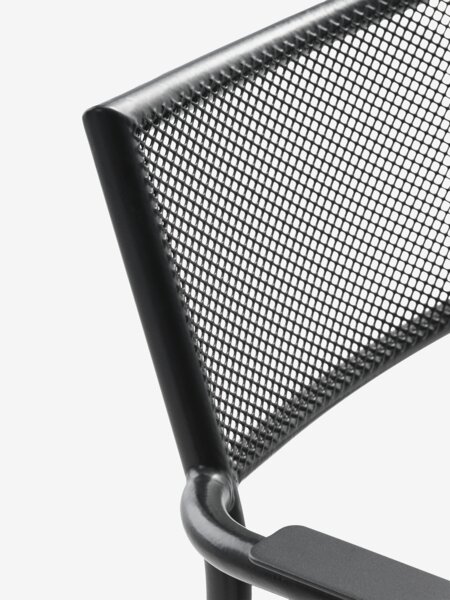 VRAADAL D62 stol tvrdo drvo + 2 HEMSEDAL stolice crna