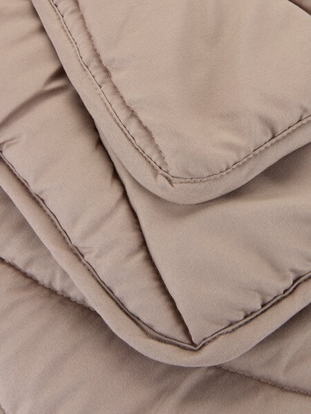 Trapunta in fibra 240x220 cm STORSLETT fresca