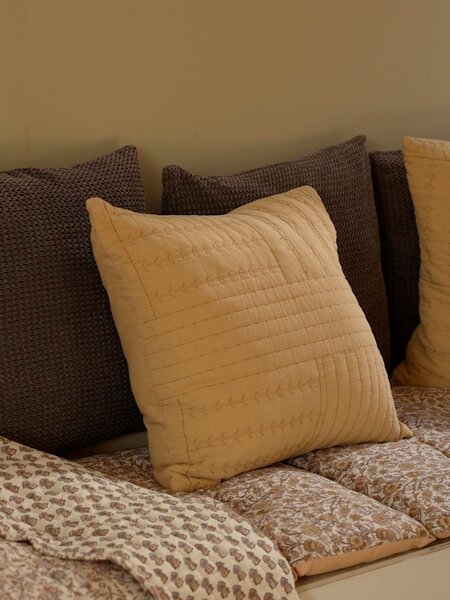 Cojín STRANDBEDE 45x45 caqui pálido