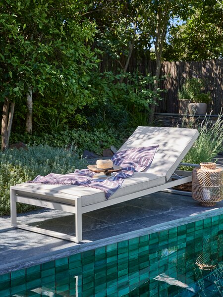 Aurinkotuoli VONGE P75xL210 nopeasti kuivuva beige