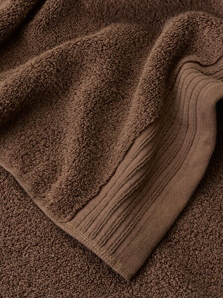 Serviette de toilette SORUNDA 50x100 aubergine