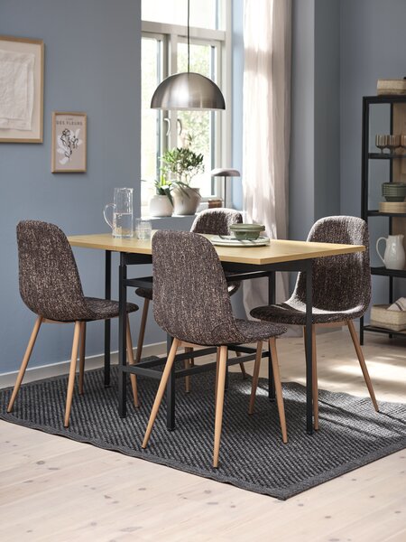 FOLDINGBRO L130 bord varm ek + 4 JONSTRUP stol mörkbrun